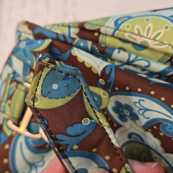 JU JU BE BACKPACK DIAPERBAG WITH CHANGING PAD. PAISLEY AND FLORAL. - Picture 10 of 16